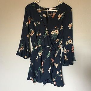 Mind Code Blue Flower Romper Size S